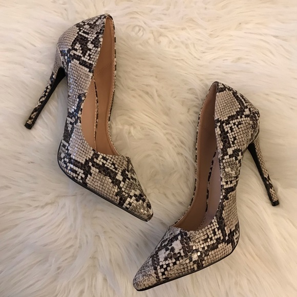 Colette Snakeskin Pointed Toe Stiletto Pump - Picture 8 of 8
